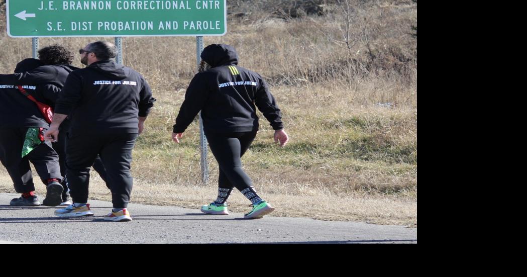 Supporters of Oklahoma death row inmate complete trek to McAlester