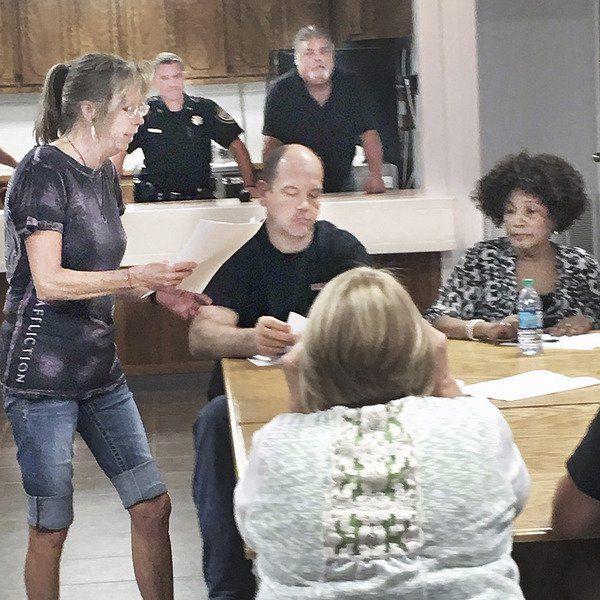 hartshorn black personals In 2009 hartshorn filled in a self-assessment form on which said she could racist hotel clerk calls black customer a 'f amid reports they are dating. hartshorn black personals In 2009 hartshorn filled in a self-assessment form on which said she could racist hotel clerk calls black customer a 'f amid reports they are dating.