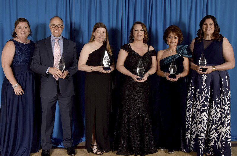 Eastern's 2021 Sapphire Ball raises more than $27,000 for student scholarships | Local News - Vimarsana News