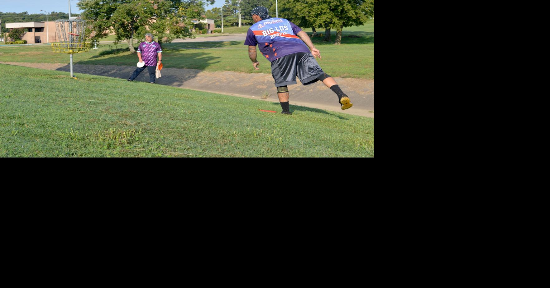 Day of disc golf helps prep for Buffalo Run