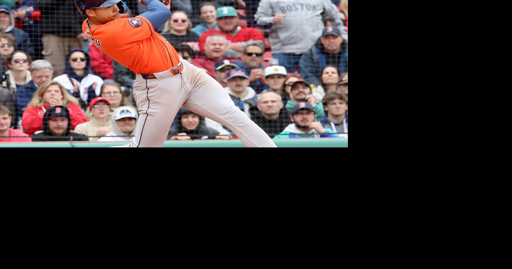Cam Smith gets go-ahead 2-run single in 10th; Astros hold off Red Sox 3-1