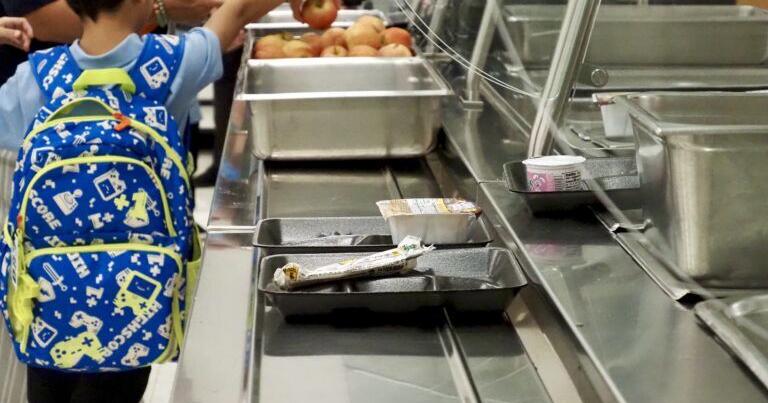 Frustrated districts, ‘blindsided’ lawmakers: Inside the ending of an Oklahoma school supper program