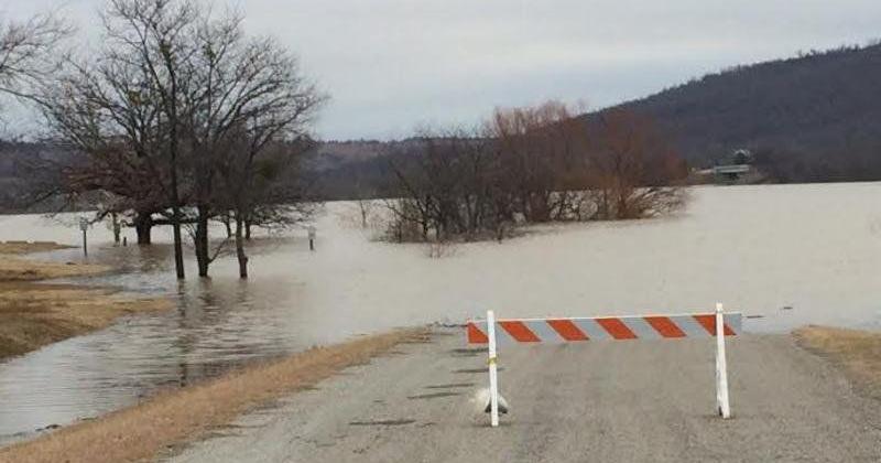 Flooding continues in Oklahoma rivers and lakes | Local News ...