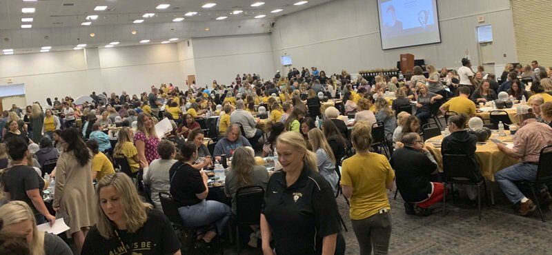 'We made it': Celebration breakfast returns for McAlester schools after challenging year - Vimarsana News