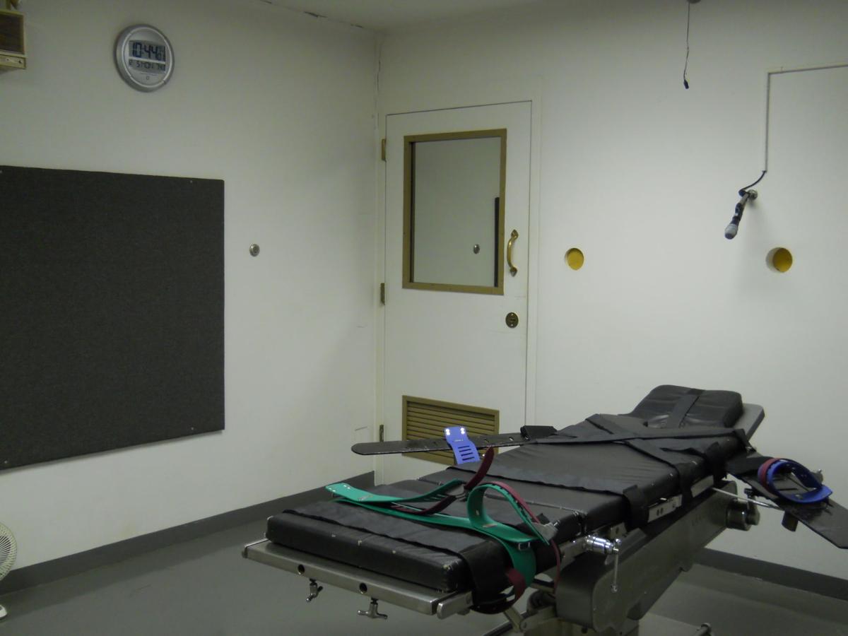 Okla. death row inmate Gary Welch has been executed first in U.S. in
