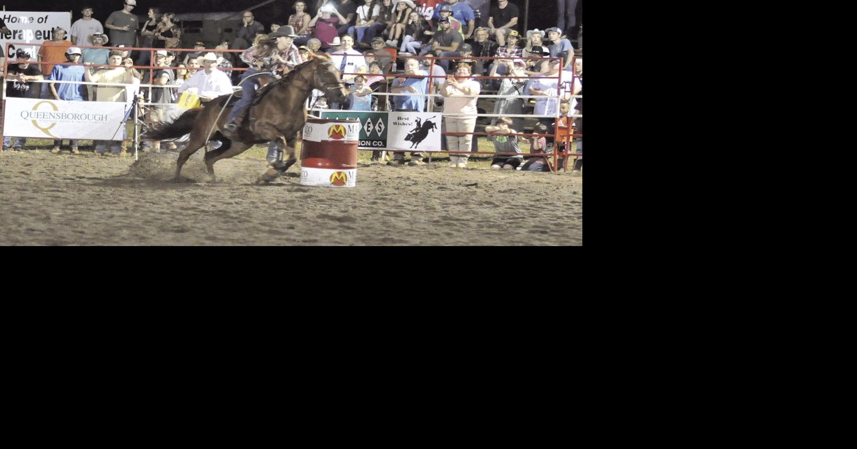 Rodeo draws thousands over two nights | Sports | mcduffieprogress.com