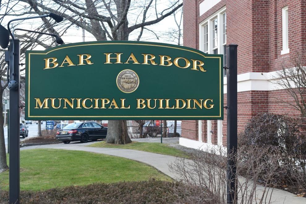 Bar Harbor Town Council takes no action on VR-1s