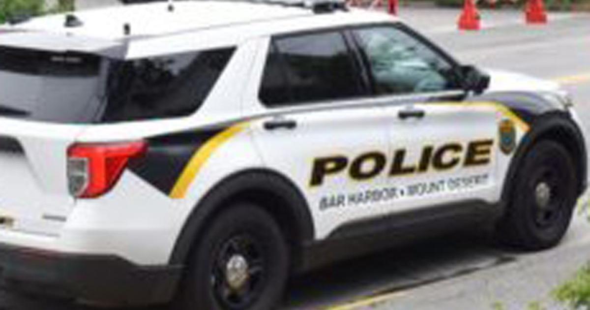 Island police log week of April 4 - Vimarsana News