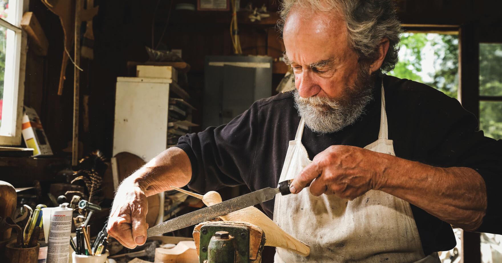 Renowned carvers share their skills at Wendell Gilley Museum - Vimarsana News