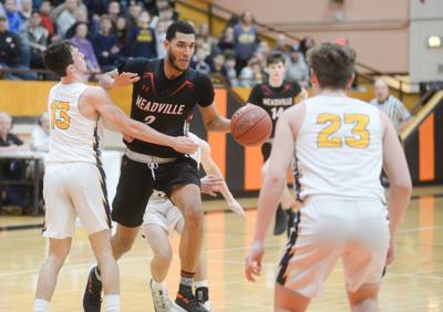 H S Boys Basketball Planets Pull Away Late To Collar Dogs