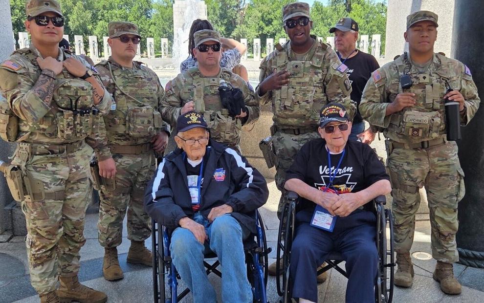 Pulaski veteran gets celebrity treatment on honor flight