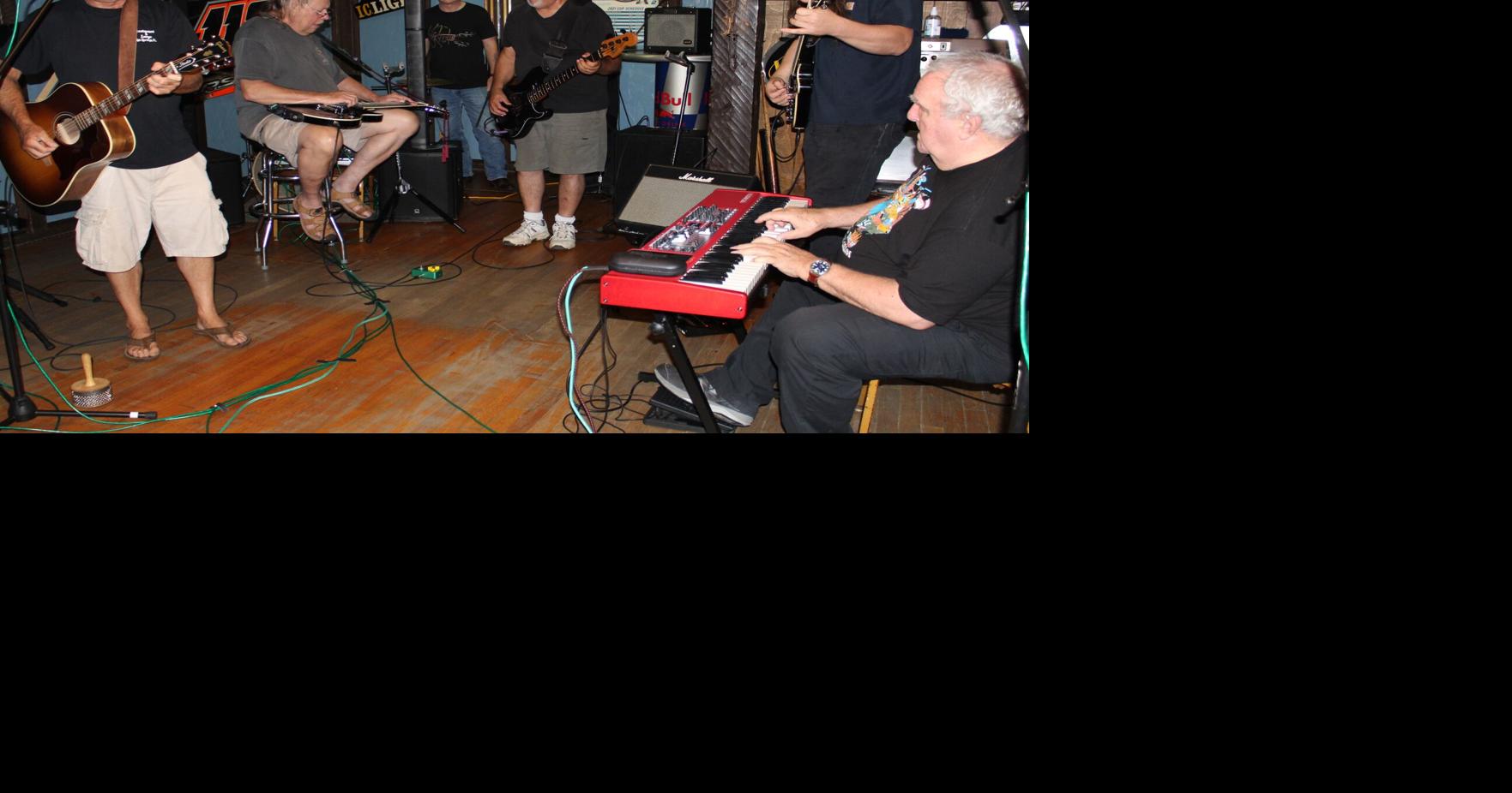 Open mic night returns to Cambridge Springs News