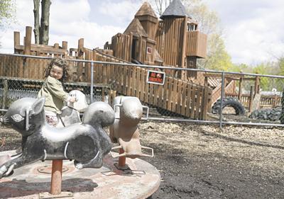 Merry Go Rounds Spinning Into Obscurity Locally News Meadvilletribune Com