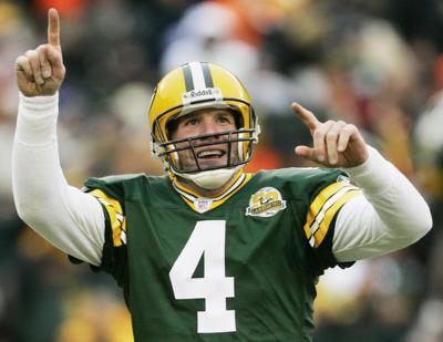 Thanksgiving fete: Favre to be honored during Bears-Packers, Sports