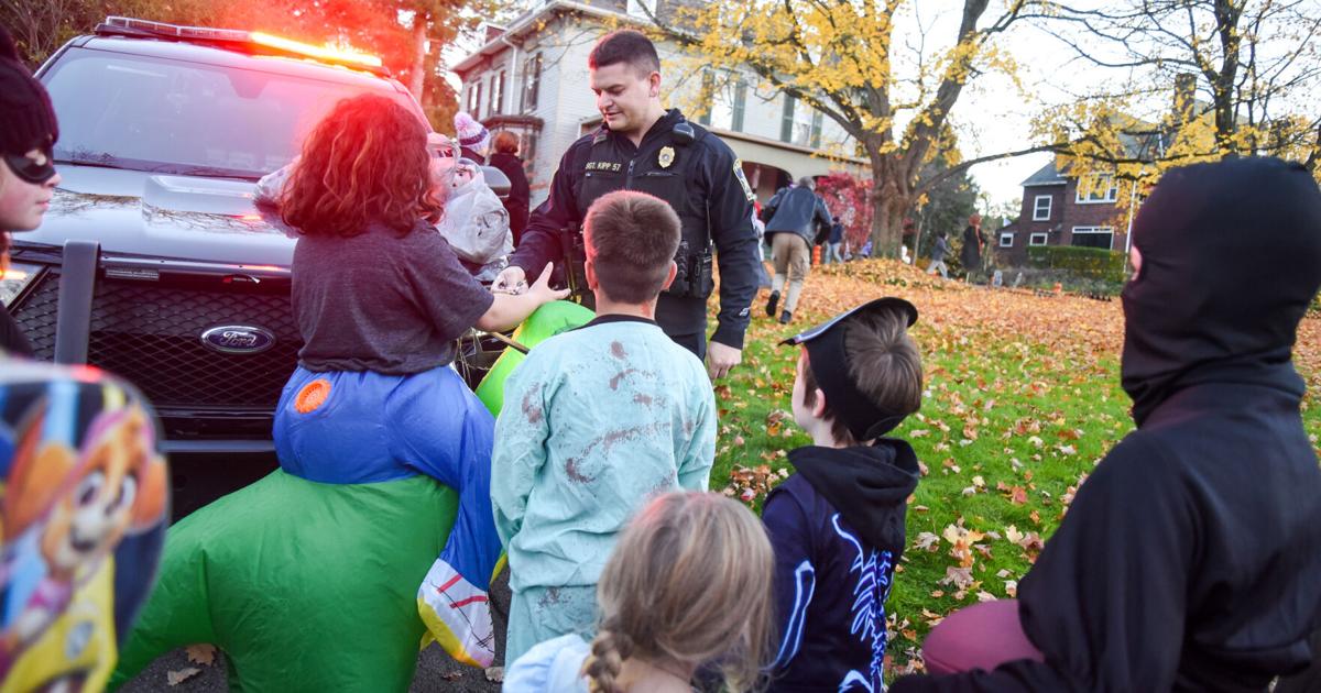 It's trickortreat night in Crawford County News
