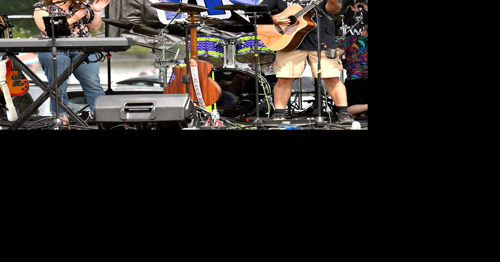 Festival draws thousands to Pymatuning Lake Festival News