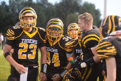 H S Football Region 2 Rivals Tigers Bears Headline Week 6