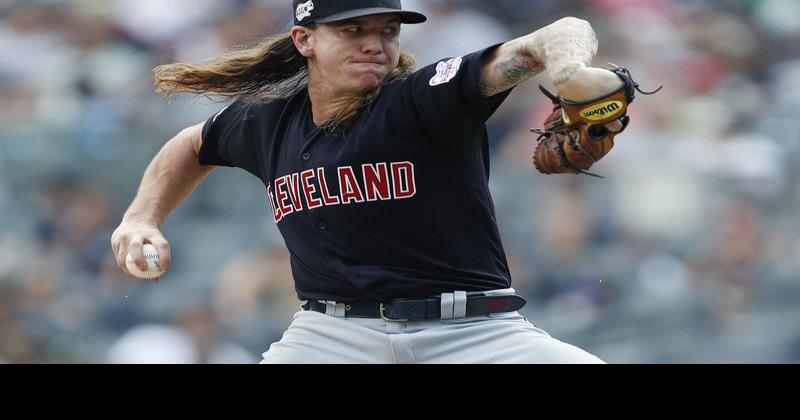 Mike Clevinger knee injury rehab update