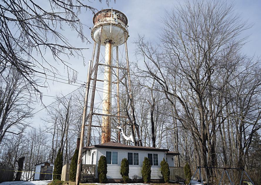 Warmer weather helps Conneaut Lake Park water tower icing situation