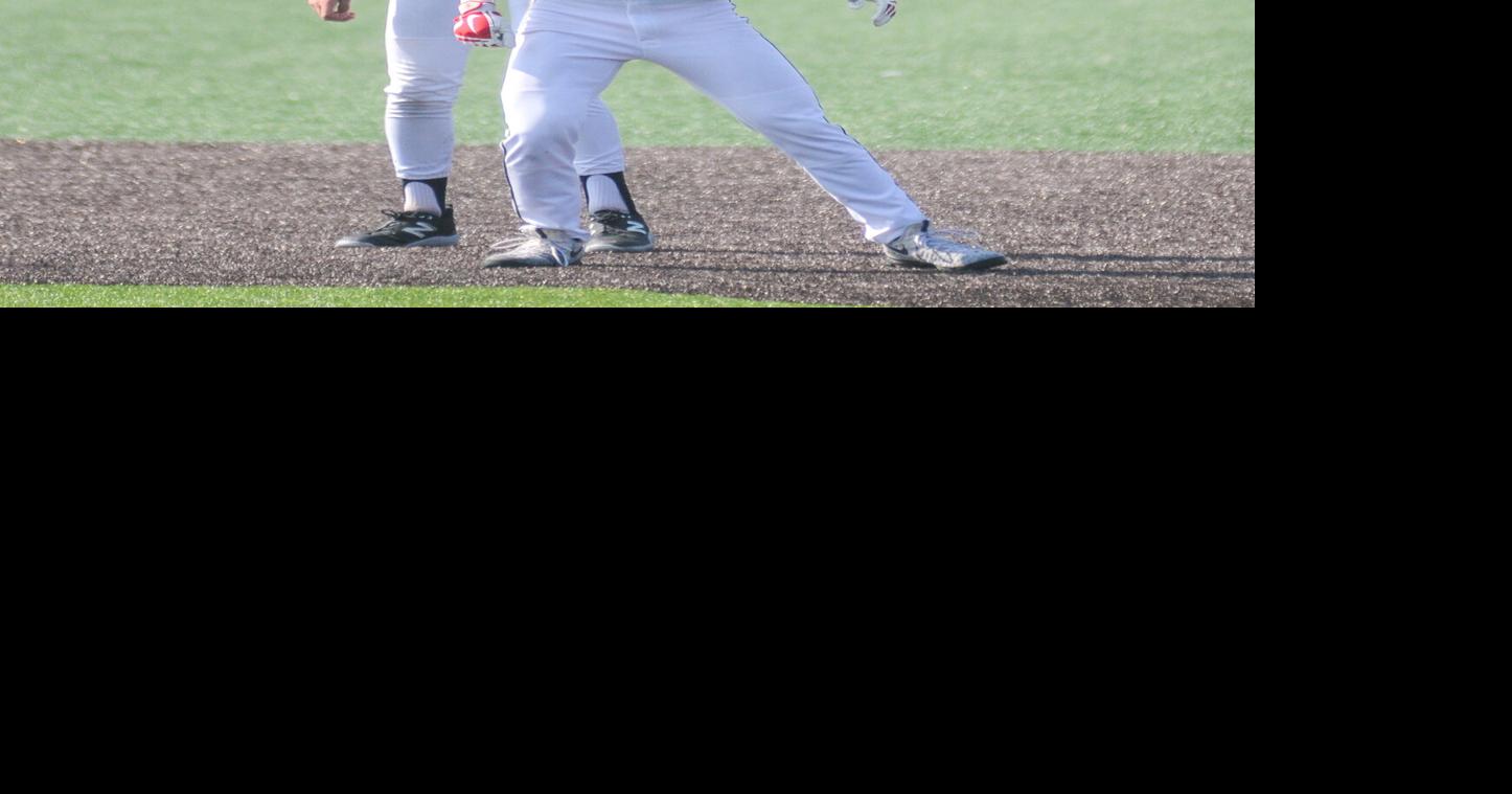 SLIDESHOW District 10 Baseball Championship Meadville vs. Cathedral