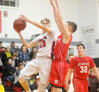 Big Reds Slow It Down Against Sailors Lock Up Share Of Region Sports Meadvilletribune Com