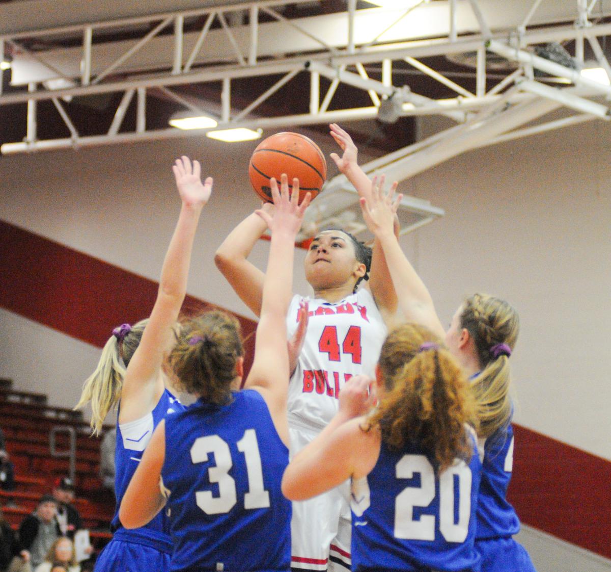 Girls Basketball Speed Lady Bulldogs Overcome First Game Jitters
