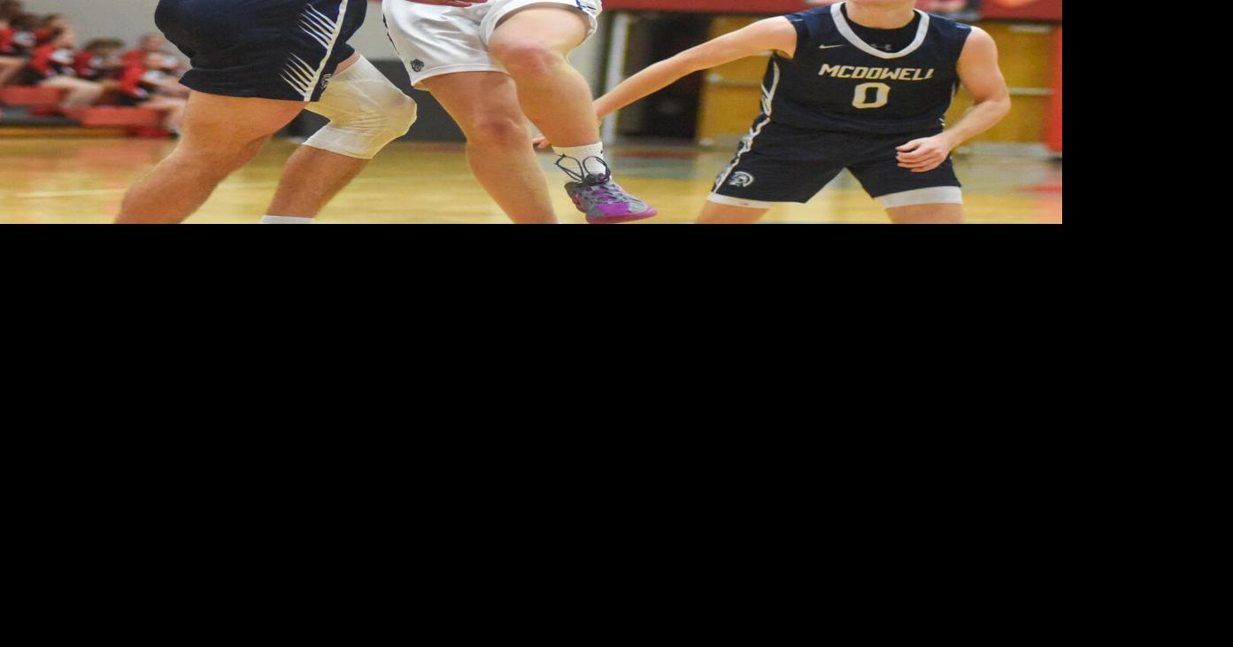 SLIDESHOW Boys Basketball Meadville vs. McDowell Multimedia