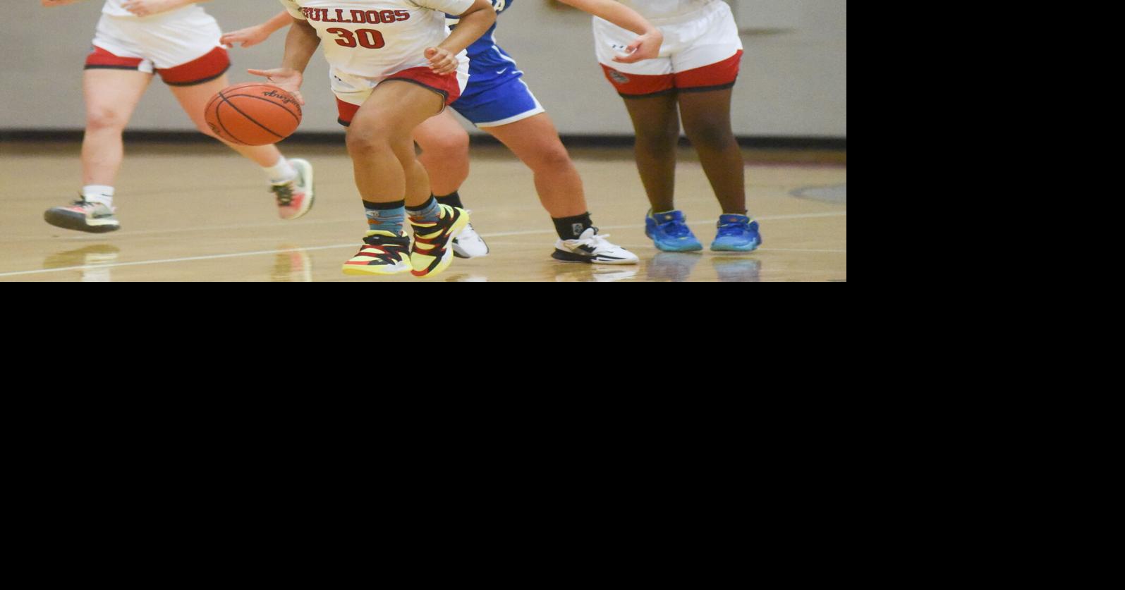 SLIDESHOW Girls Basketball Meadville vs. Seneca Multimedia