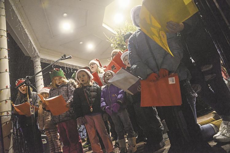 Light Up Meadville attracts hundreds downtown News