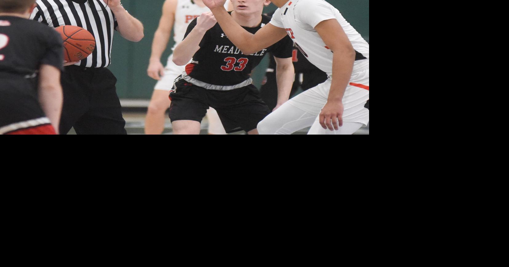 SLIDESHOW District 10 Boys Basketball Championship Meadville vs