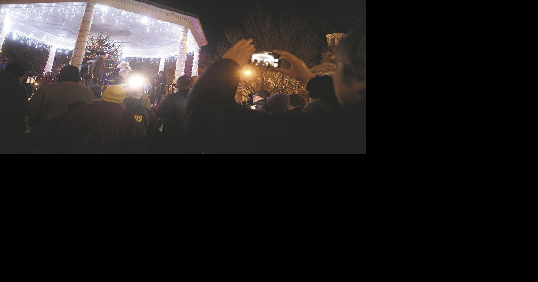 Light Up Meadville attracts hundreds downtown News