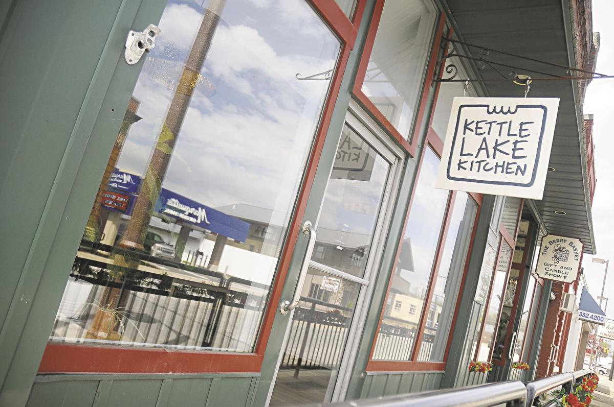 Curbside Crawford Kettle Lake Kitchen Coronavirus