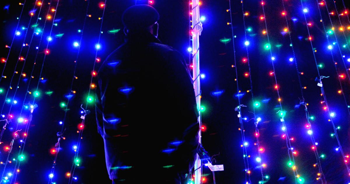Boat tour gives riders view of Conneaut Lake's lighted Christmas trees