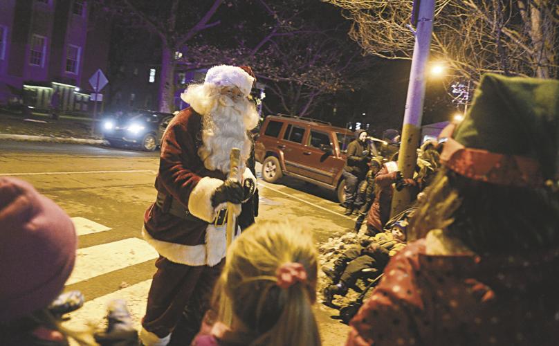 Light Up Meadville attracts hundreds downtown News