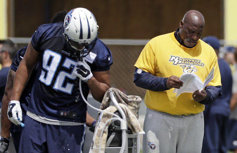 College Football Veteran Coach Nfl Player Willis Joins Edinboro