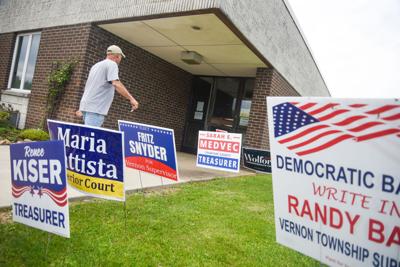 0520 election day - vernon-1.jpg