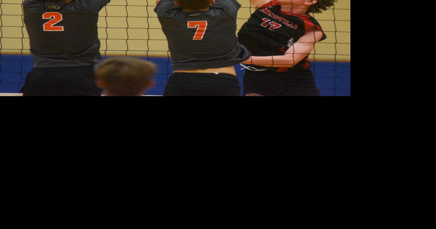 Crawford Country volleyball teams compete in District 10 tournament