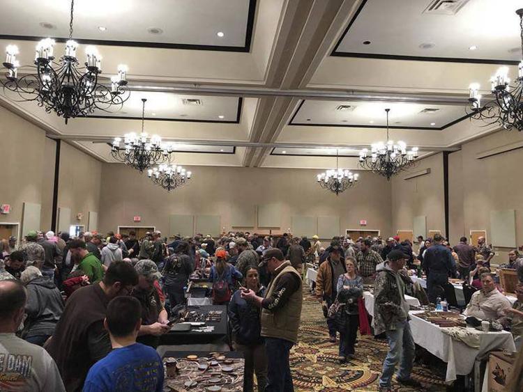 MIKE GILES Unicoi Custom Turkey Call Makers Show packed with top