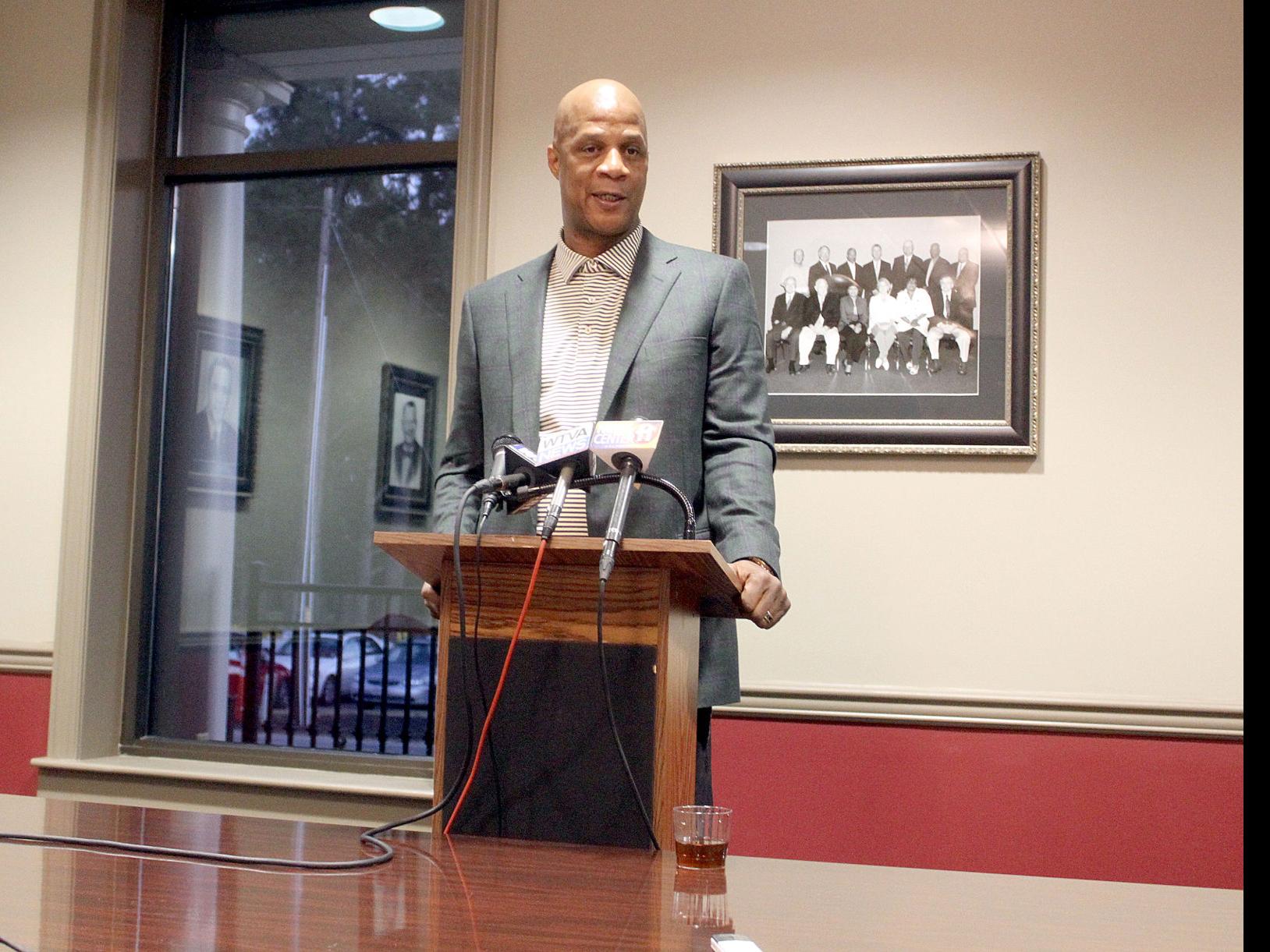 Darryl Strawberry visits East County