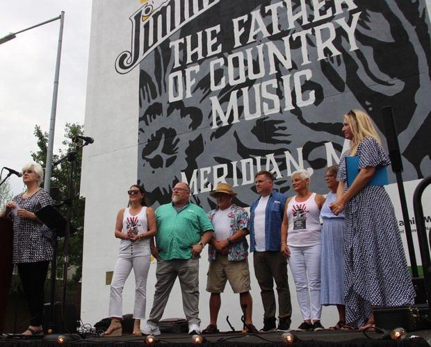 Artists unveil Jimmie Rodgers mural