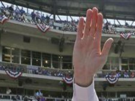 Mets pay tribute to slain NYPD officer before game