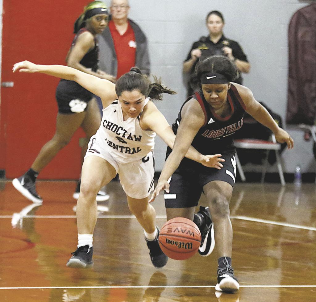 Choctaw Central boys pull out victory over Louisville to claim