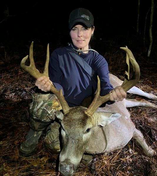 MIKE GILES: Paul Meek grunt call reels in final buck of the season ...