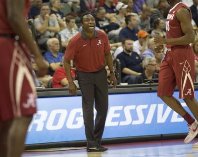 Alabama gives hoops coach Avery Johnson 2-year extension