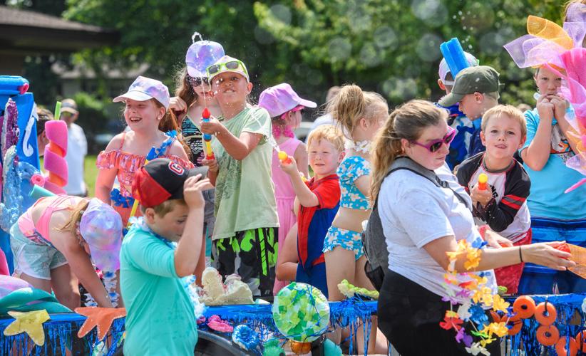 Hoyt Lakes Water Carnival Parade Gallery
