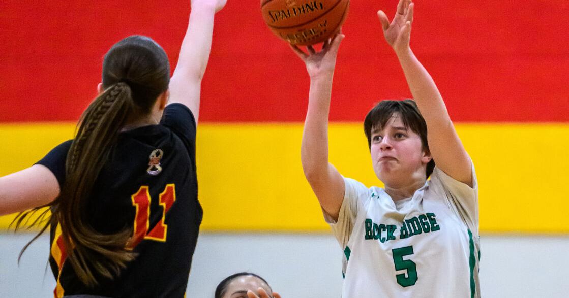 Wolverines hand Rangers first loss of the year, 79-67