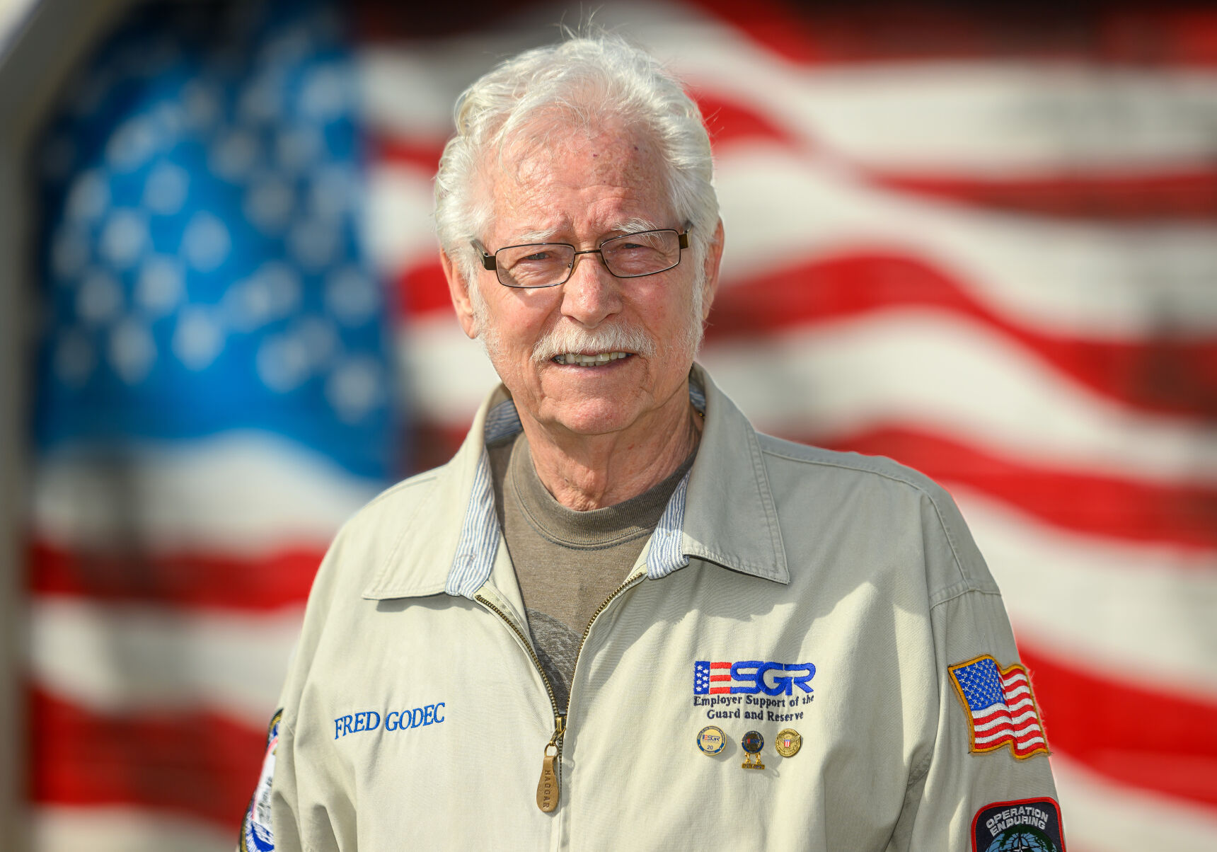 Hibbing man honored for military support volunteer work | Local ...