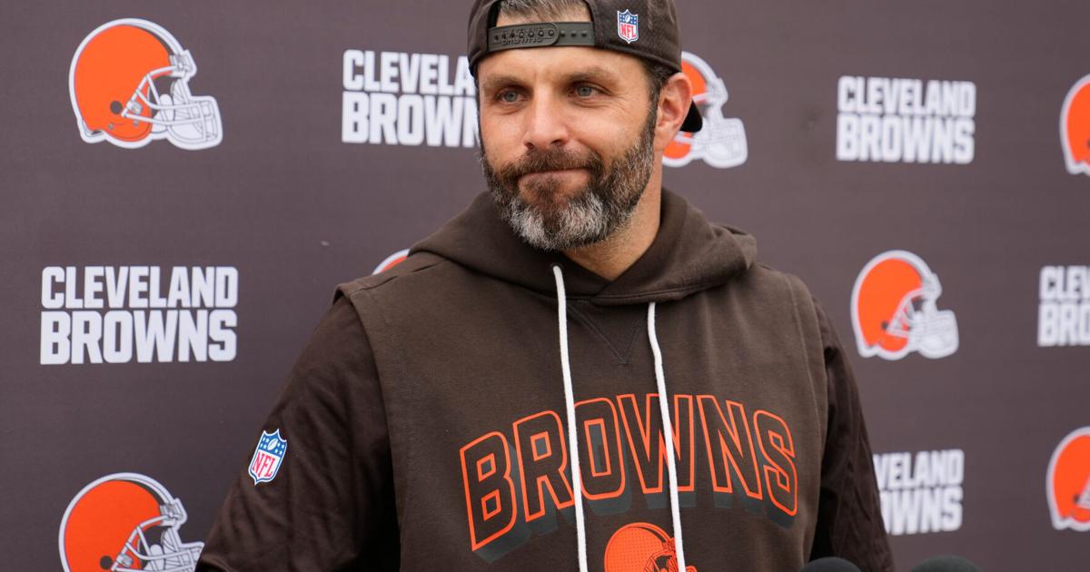 Browns defense getting up to speed with new scheme despite absences of ...