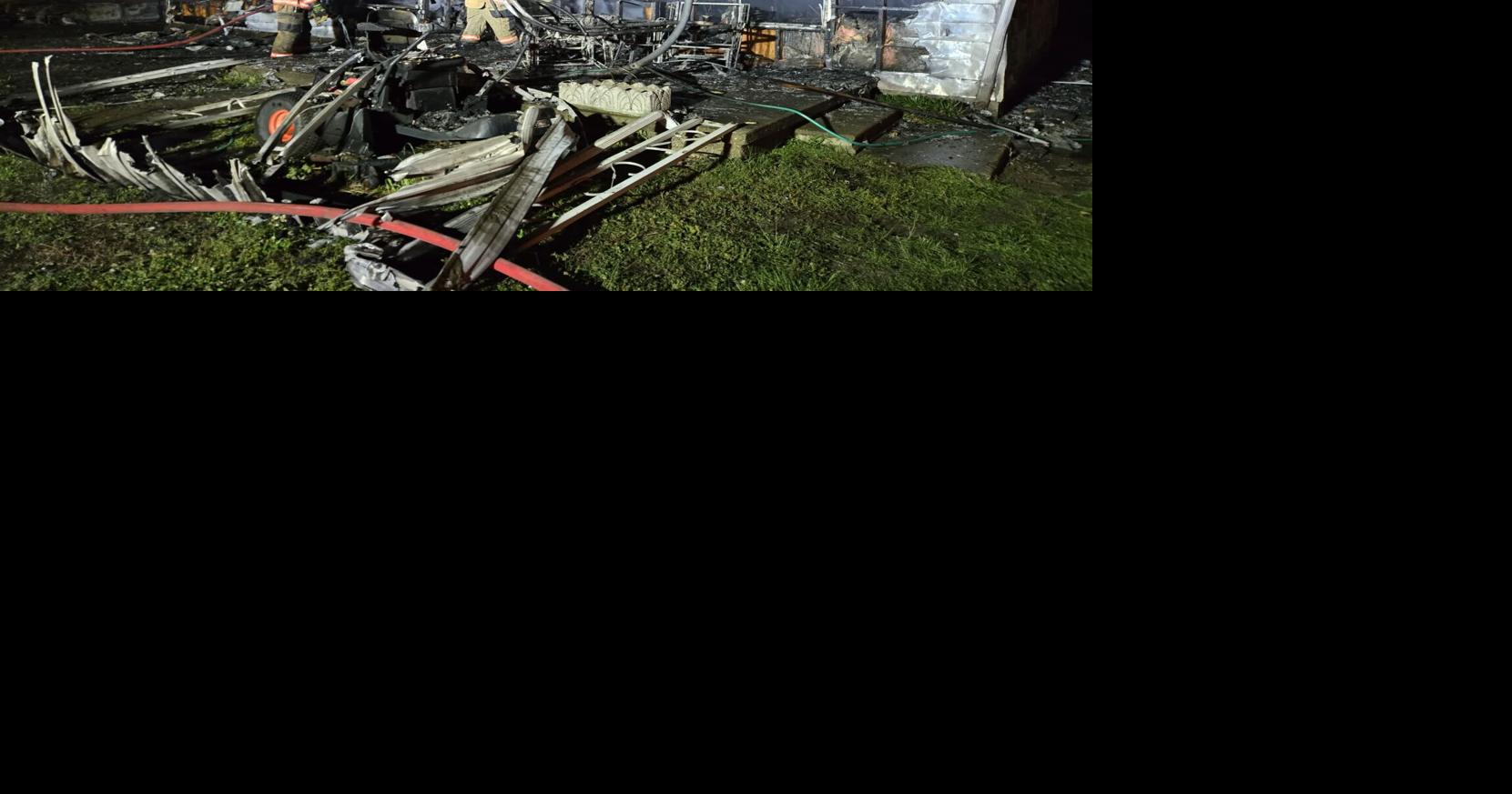 Cloverport steamboat house, neighboring home destroyed by fire