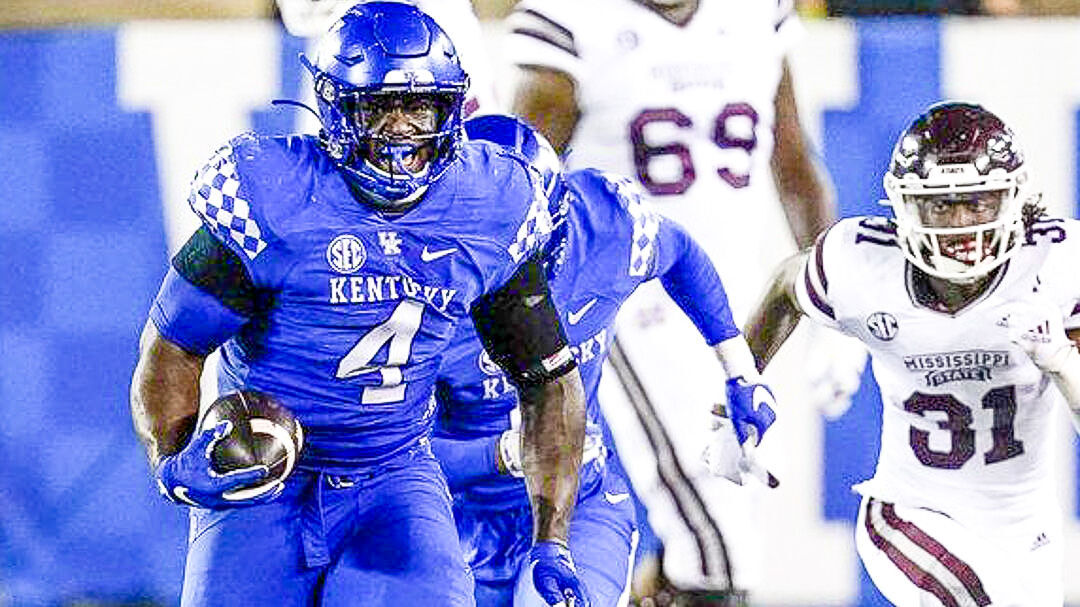 Kentucky Football on X: Big Marquan McCall a difference maker up front on  defense. 